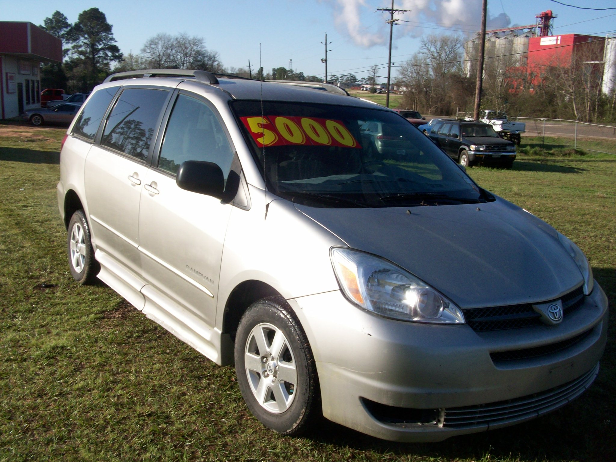 2005 Toyota Sienna LE